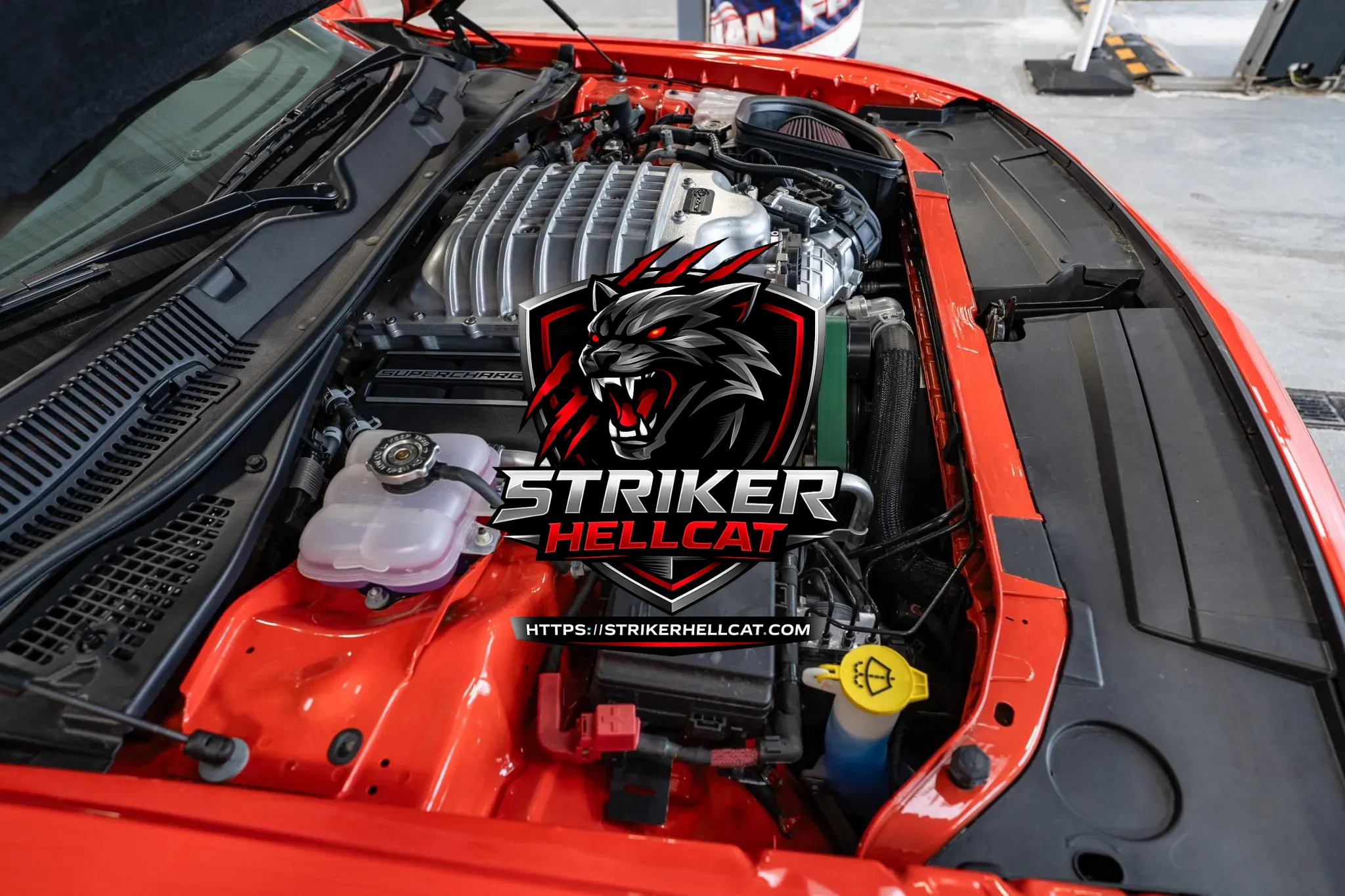 1,200-Mile 2022 Dodge Challenger SRT Hellcat Redeye - Image 2