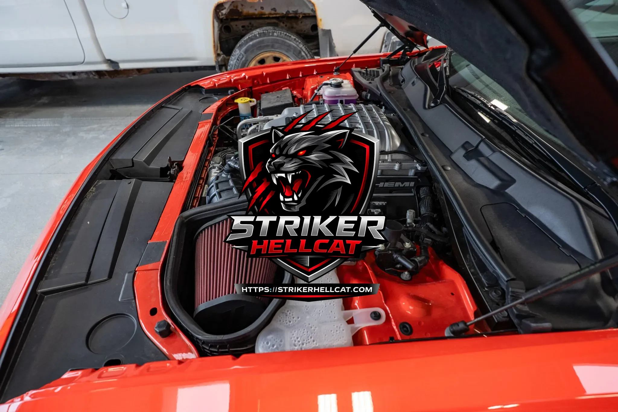 1,200-Mile 2022 Dodge Challenger SRT Hellcat Redeye - Image 3