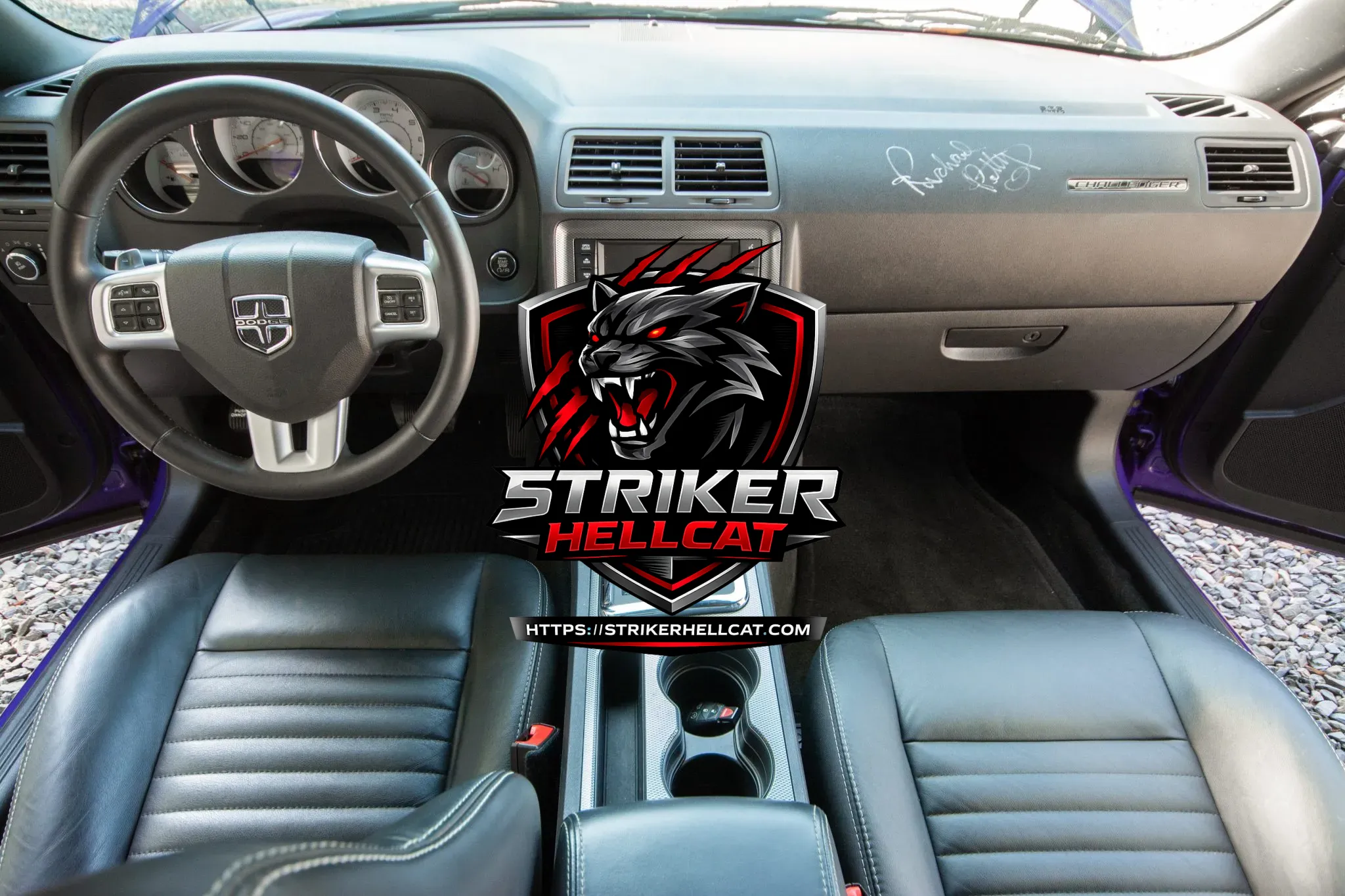 2023 Dodge Challenger R/T - Image 8