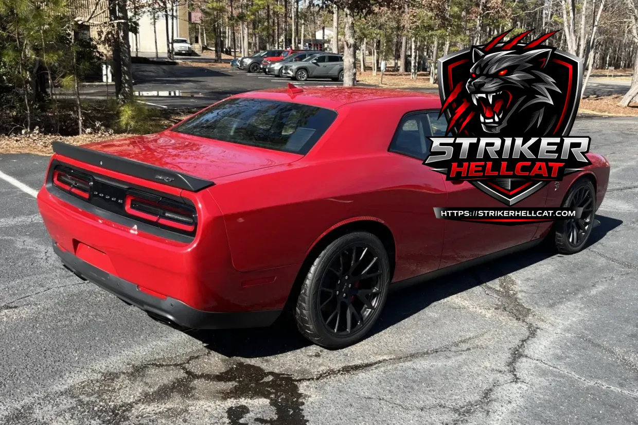 2015 Dodge Challenger SRT Hellcat - Image 10