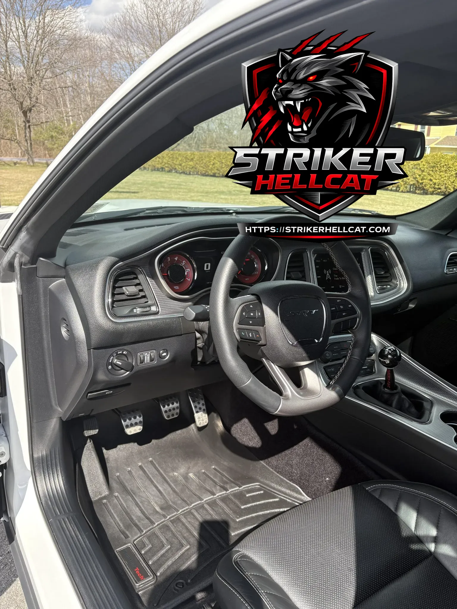 2017 Dodge Challenger SRT Hellcat 6-Speed - Image 8