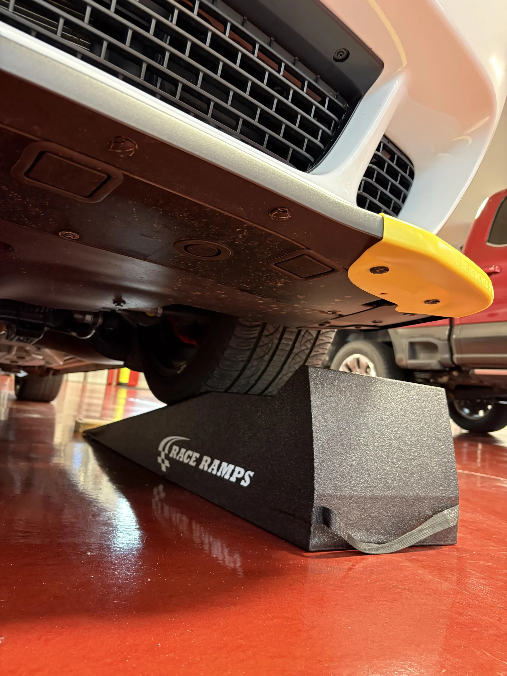 2017 Dodge Challenger SRT Hellcat 6-Speed - Image 11