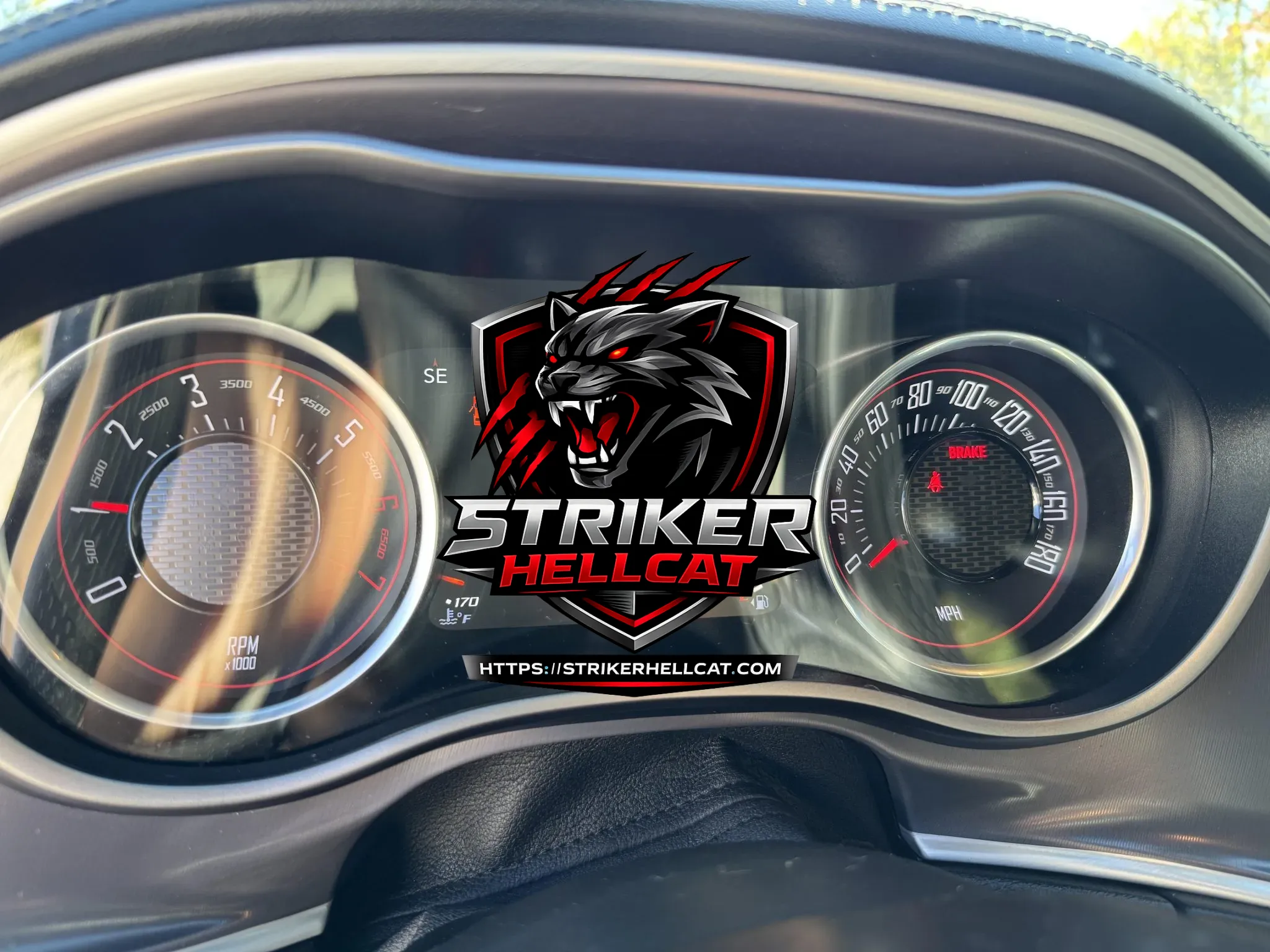 2021 Dodge Challenger - Image 13