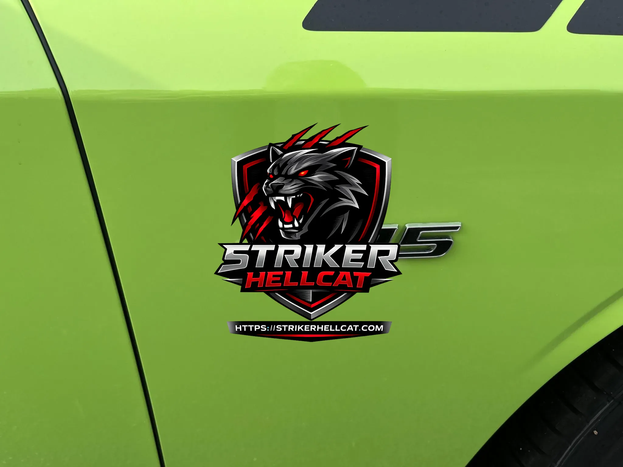 2023 Dodge Challenger R/T - Image 4