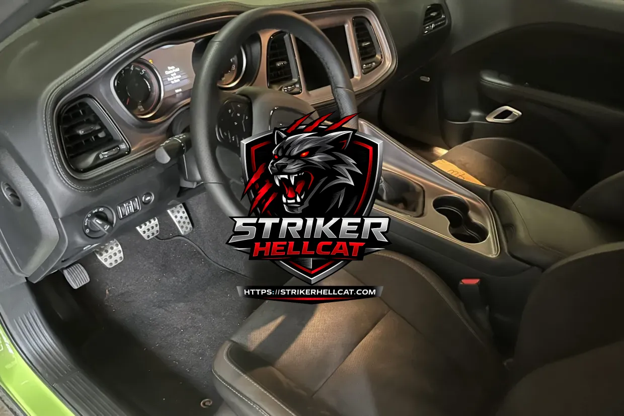 2023 Dodge Challenger R/T - Image 2