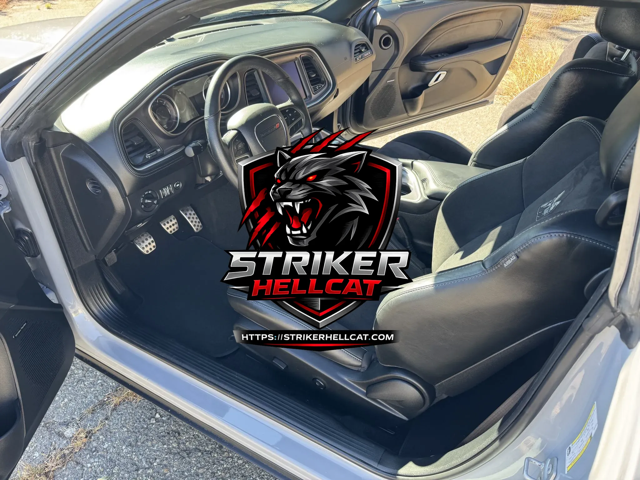 2021 Dodge Challenger - Image 16