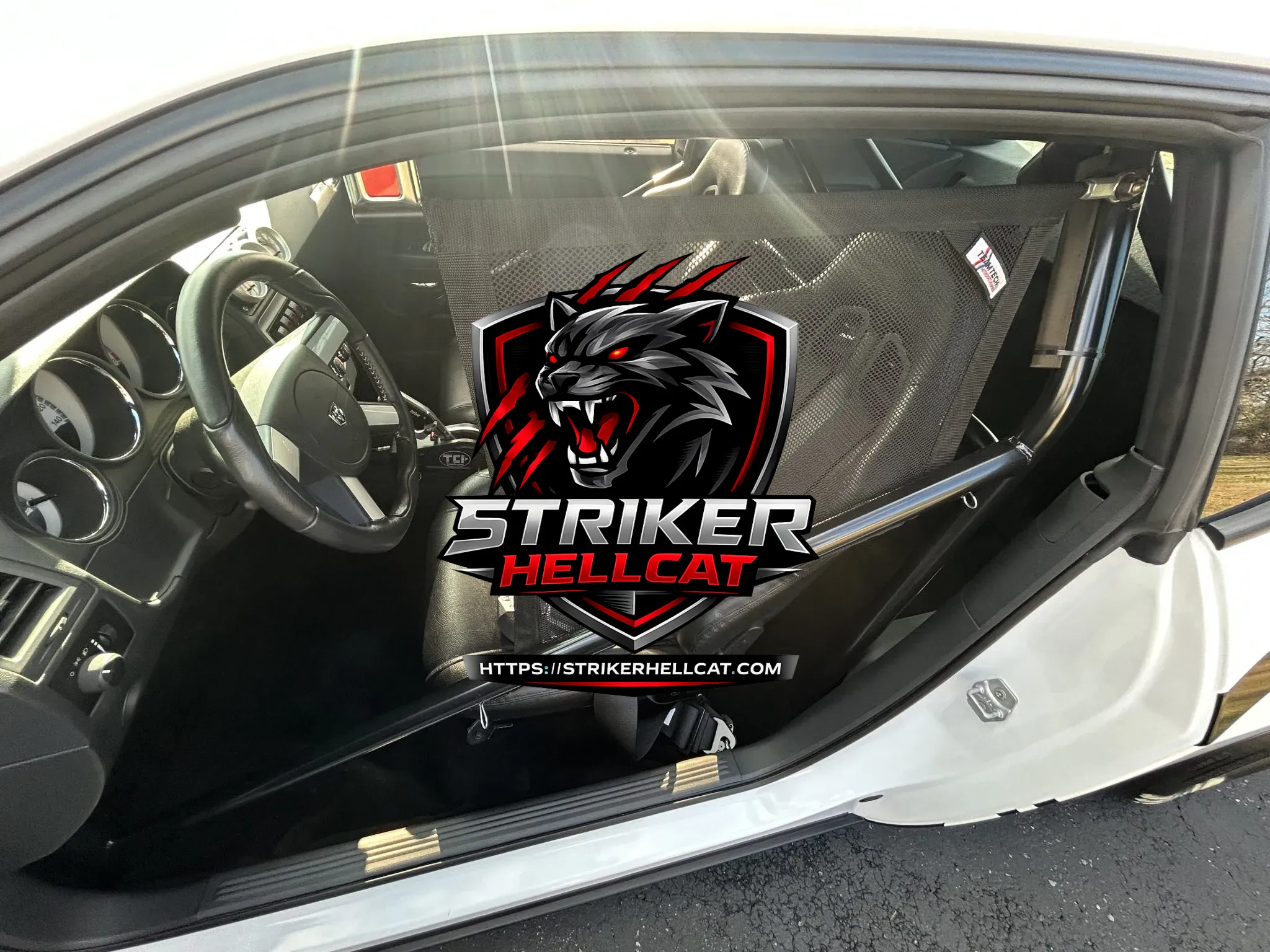 2011 Dodge Challenger - Image 9